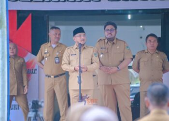 Alkatiri Minta ASN Pemkab SBT Kerja Cepat & Tepat