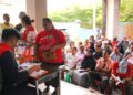 Pasar Murah Pertamina Diserbu Warga Wayame-Rumatiga, 1.000 Paket Sembako Ludes dalam Sehari